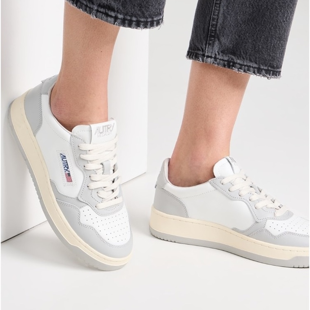 NEW | Autry Medalist Low Sneakers